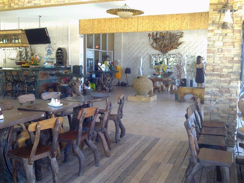 Malapascua Legend Water Sports And Resort Exterior photo