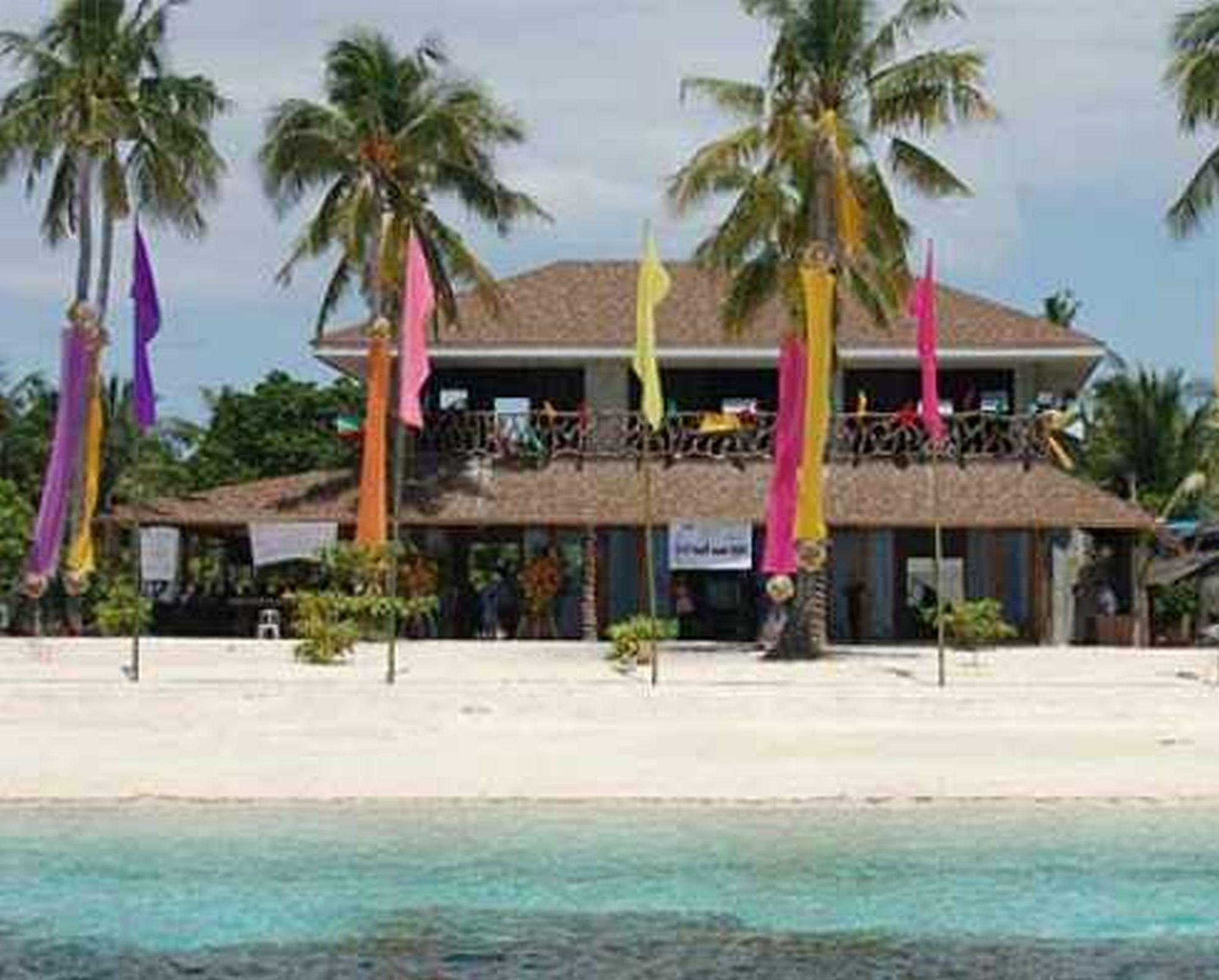 Malapascua Legend Water Sports And Resort Exterior photo